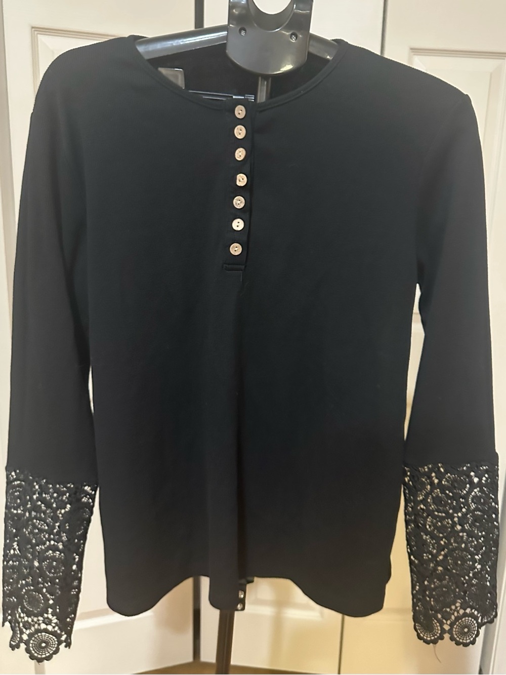 Womens Black Henley Top with Lace Sleeve Cuffs. NWOT